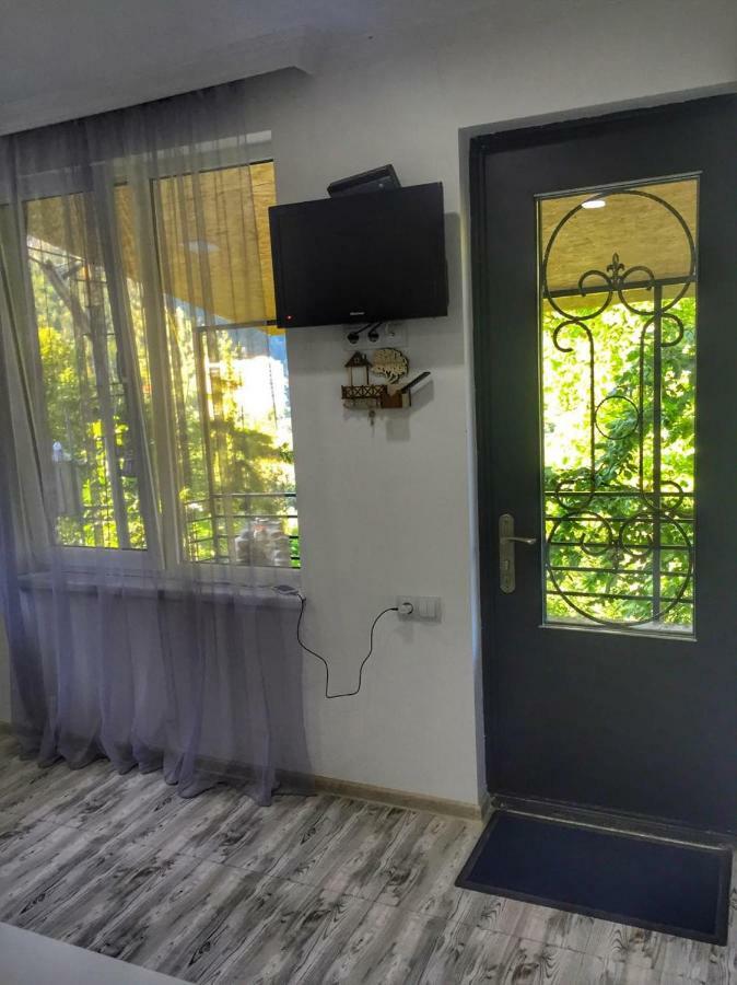 Borjomi Veranda ภายนอก รูปภาพ